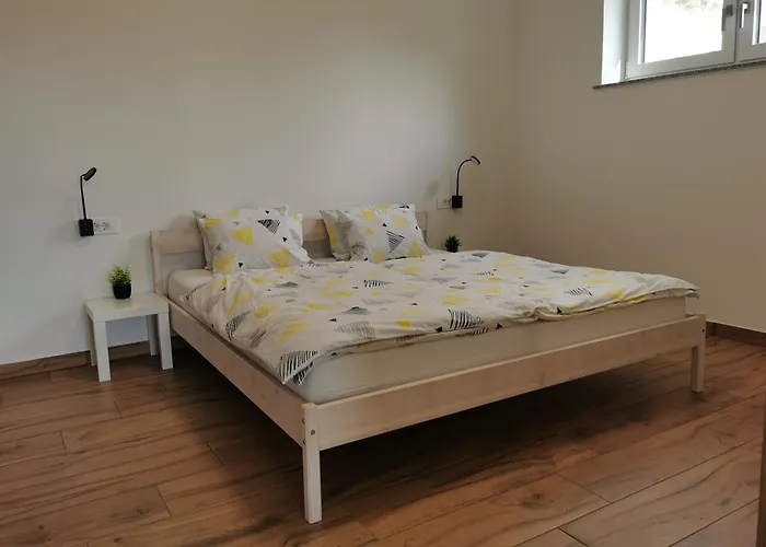 Apartma Lipa アパート